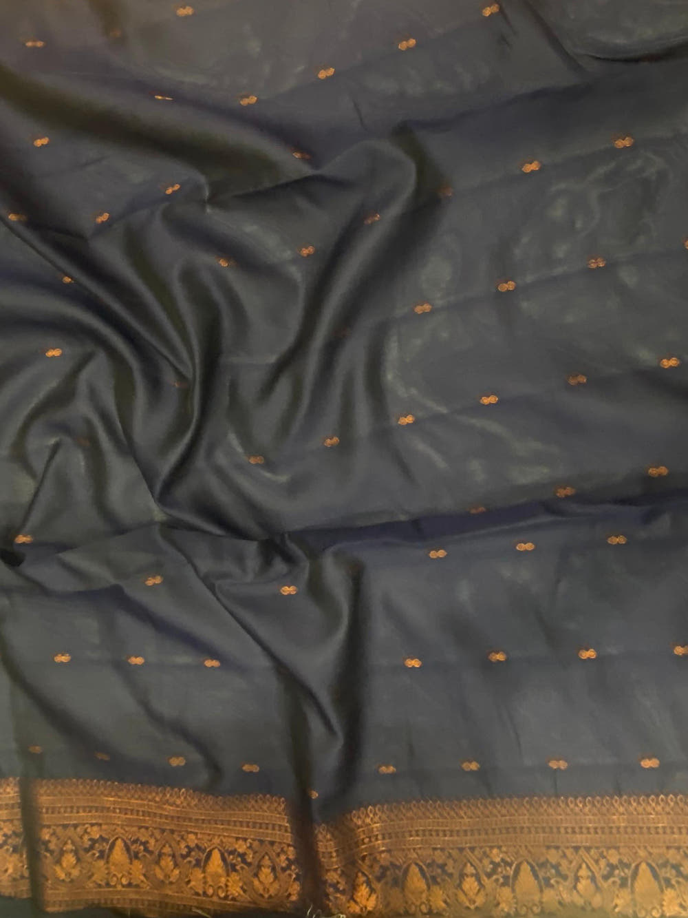 Pastel Peach Kanjivaram Tissue Saree With Gold Zari Weaving
