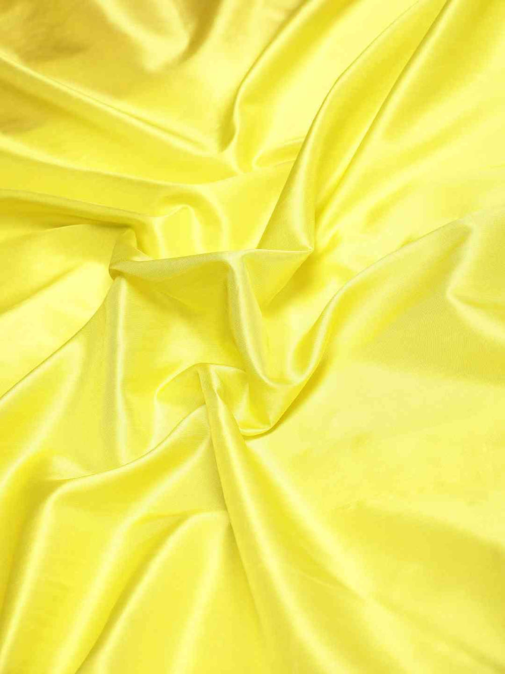Ganga Jamuna Pattu Border Banarasi Soft Silk Saree
