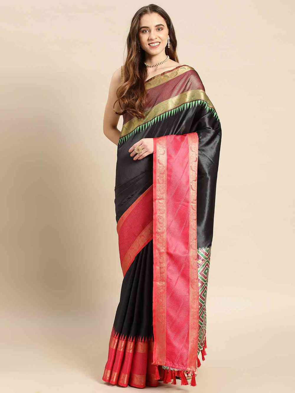 Ganga Jamuna Pattu Border Banarasi Soft Silk Saree