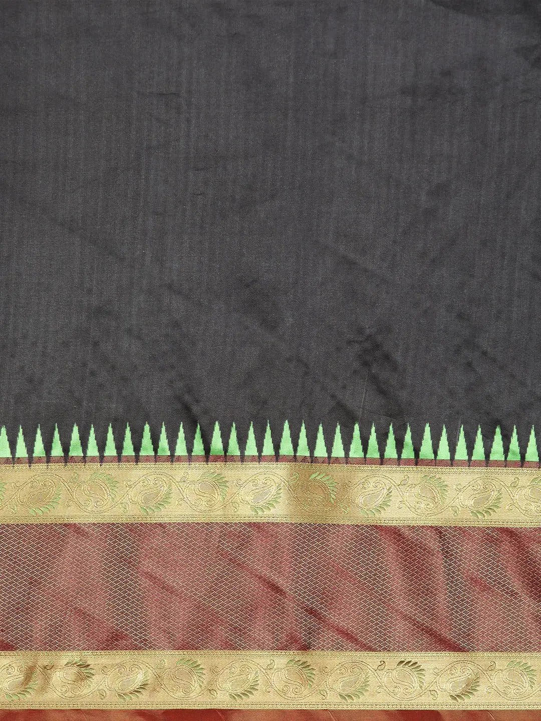 Ganga Jamuna Pattu Border Banarasi Soft Silk Saree