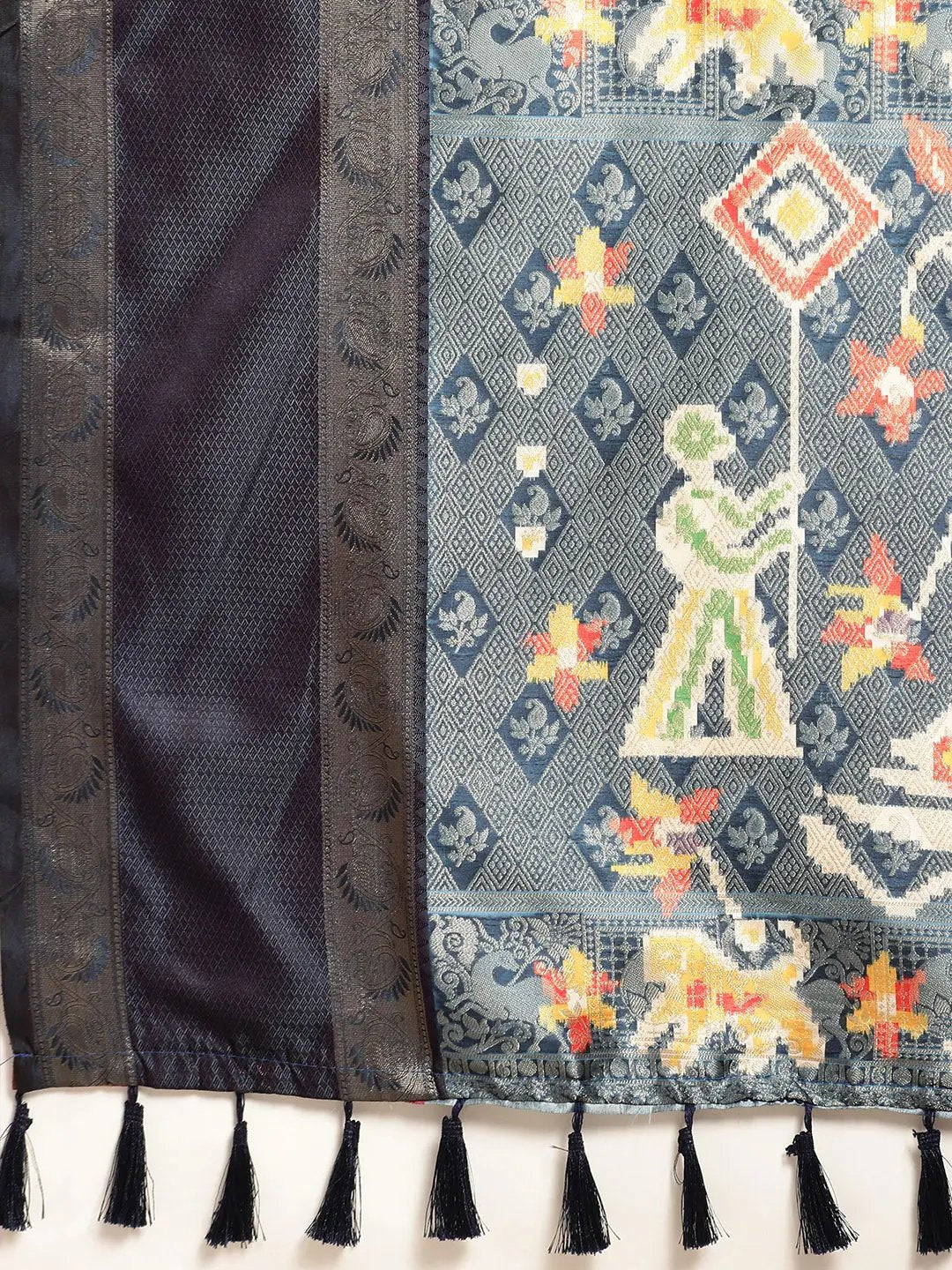 Ganga Jamuna Pattu Border Banarasi Soft Silk Saree