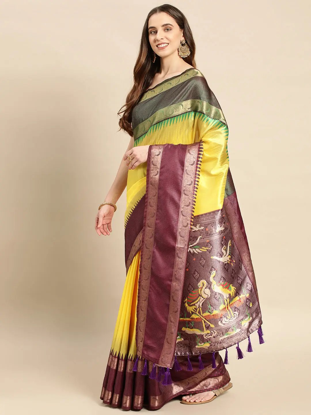 Ganga Jamuna Pattu Border Banarasi Soft Silk Saree