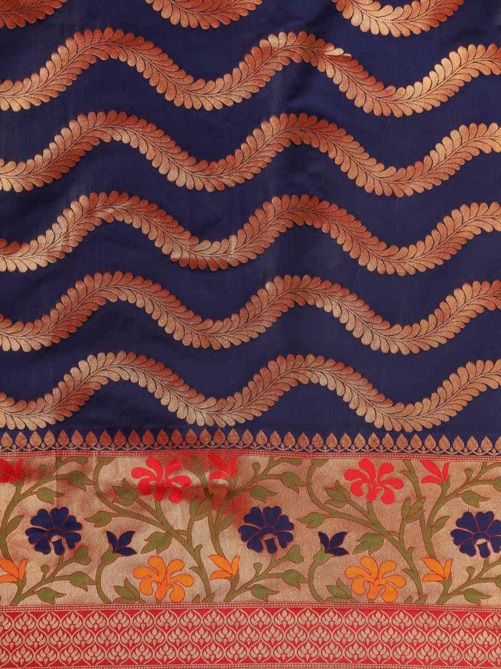 Beautiful Banarasi Geometric Zari Silk Saree
