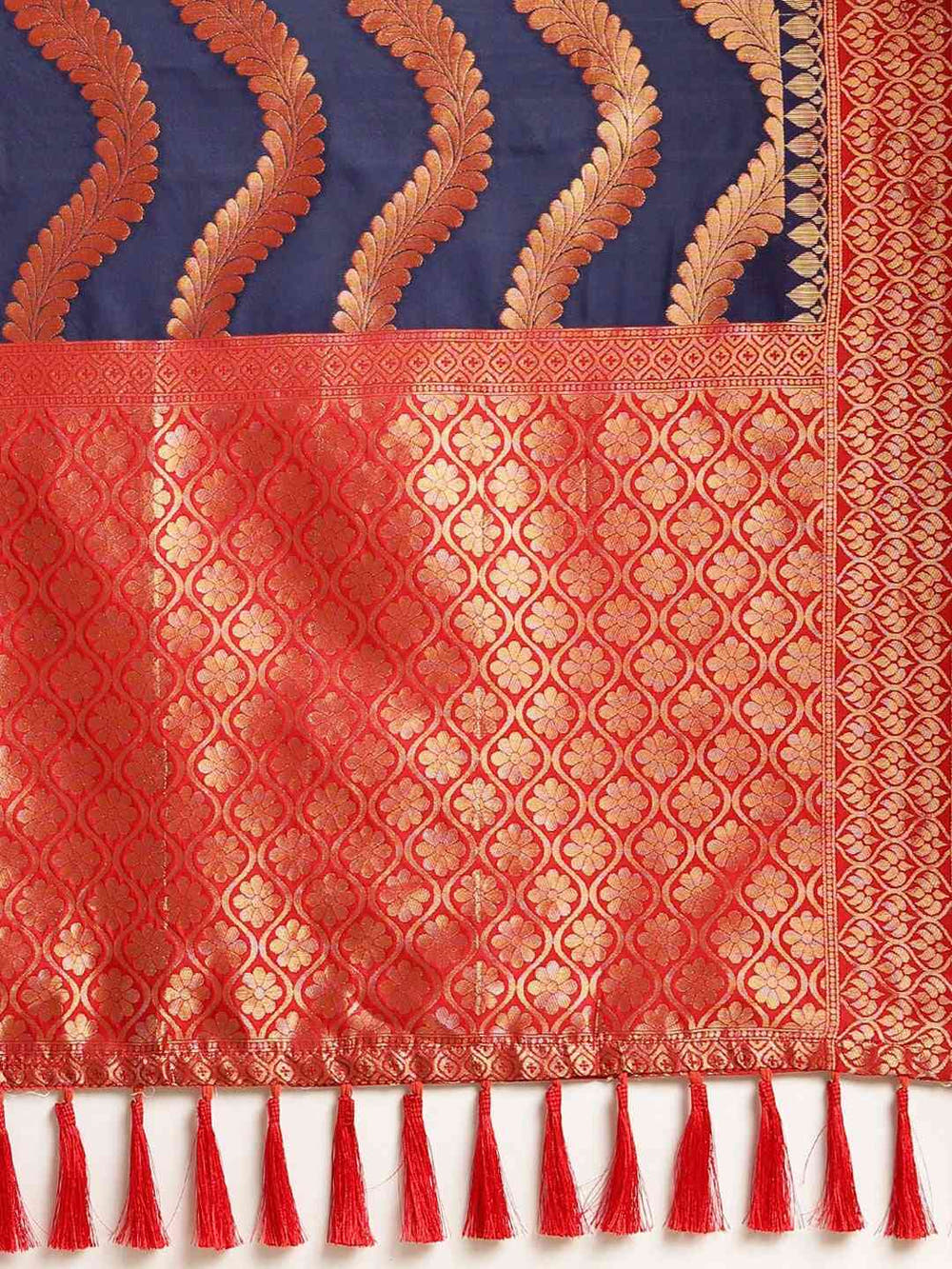 Beautiful Banarasi Geometric Zari Silk Saree