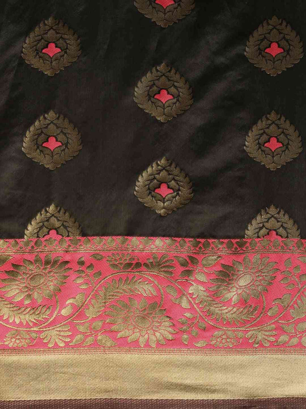 Banarasi Gajari Colour Saree with Woven Design & Zari Border