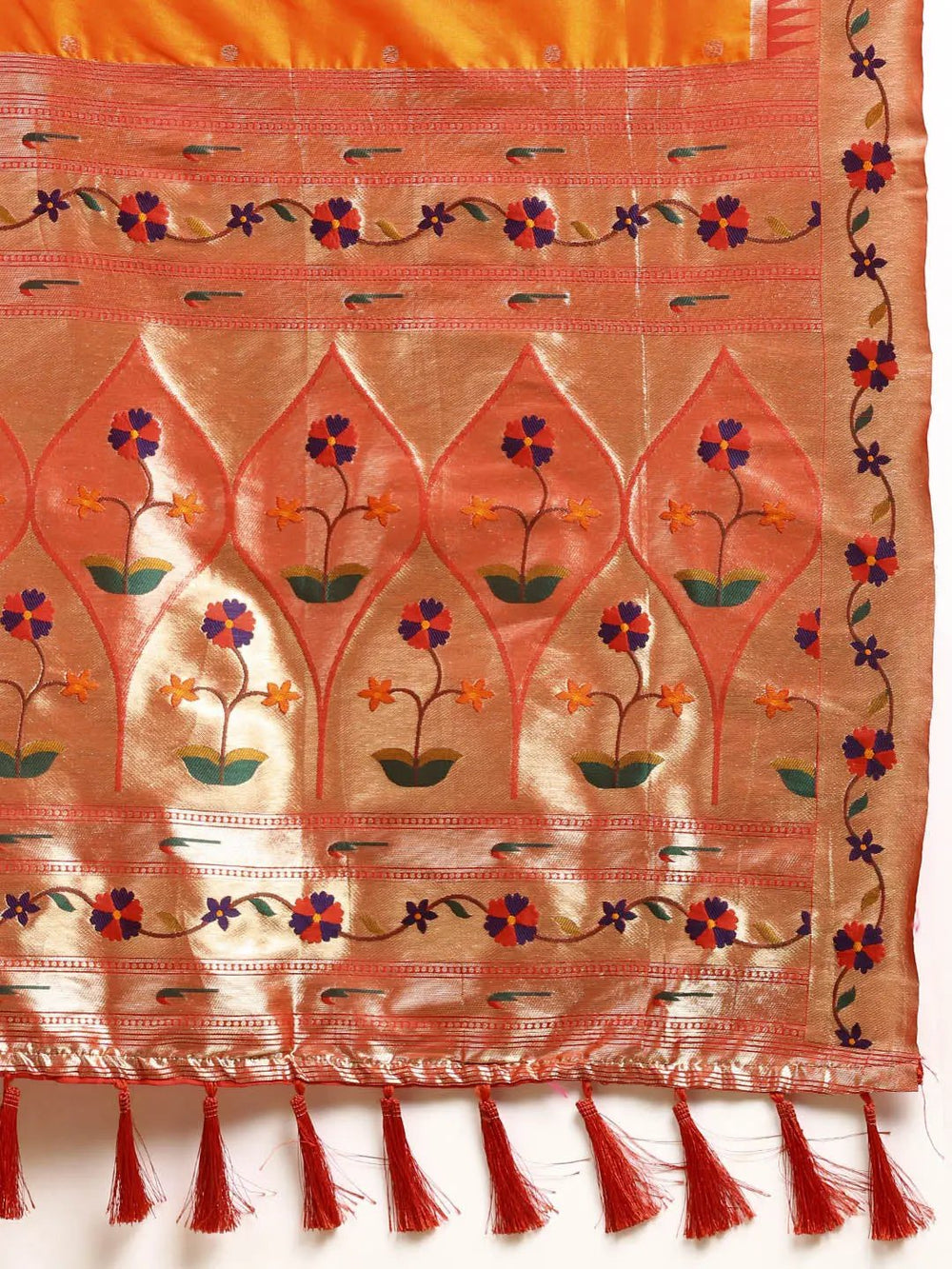 Exquisite Yevla Paithani Minakari Work Silk Saree
