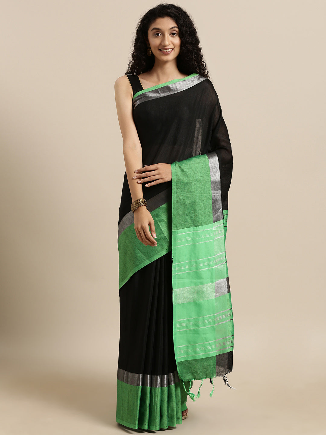 Latest Black Colour Solid Linen Blend Saree with Zari Border