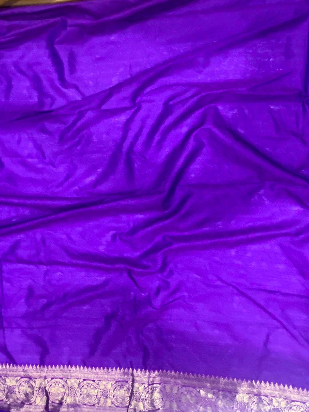 Golden Grace Tilak Butta Soft Silk Saree

