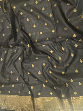 Black Soft Silk Saree With Zari Chex Border