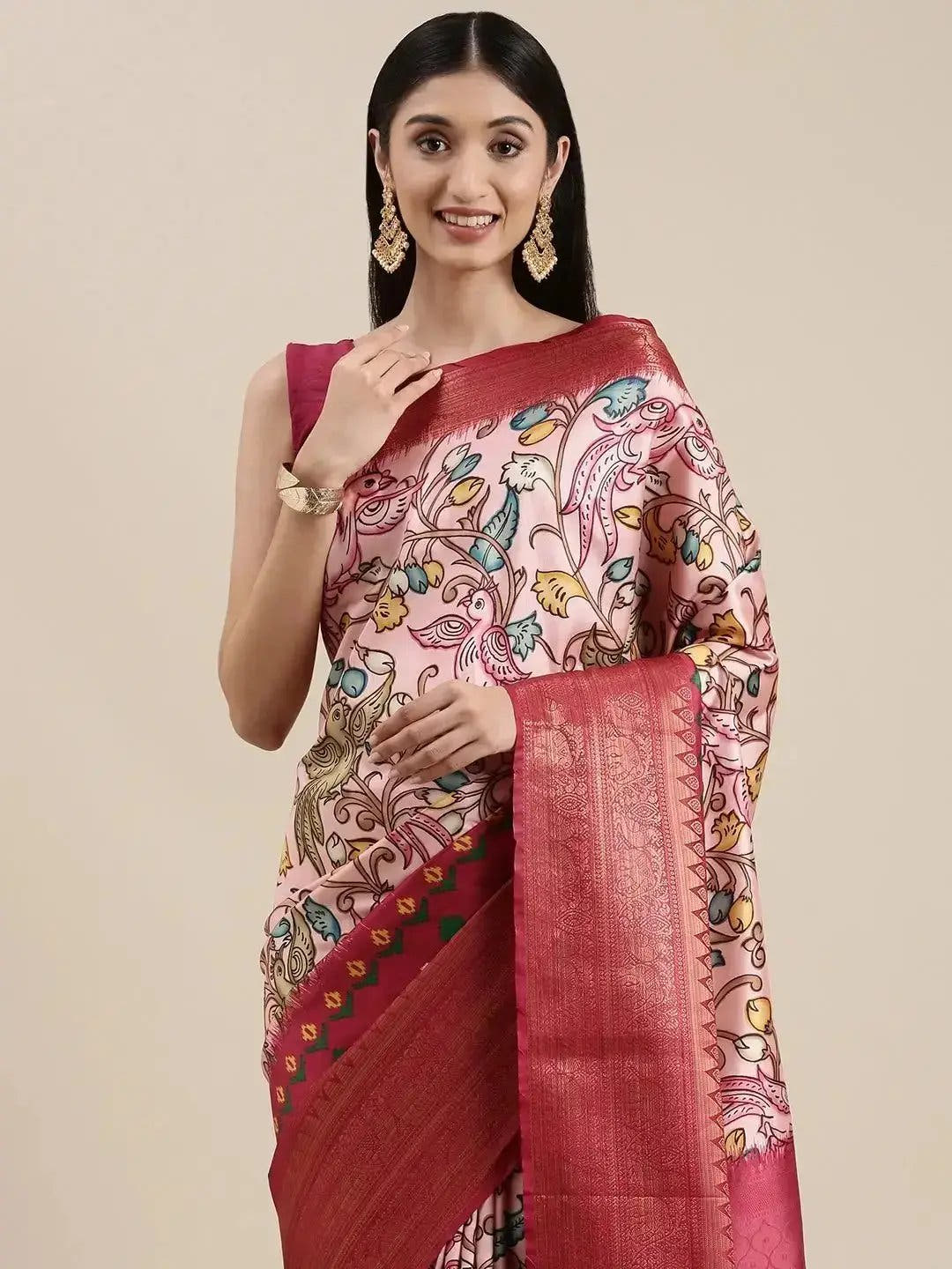 Stylish Kanjivaram Zari Silk Saree With Ethnic Motifs