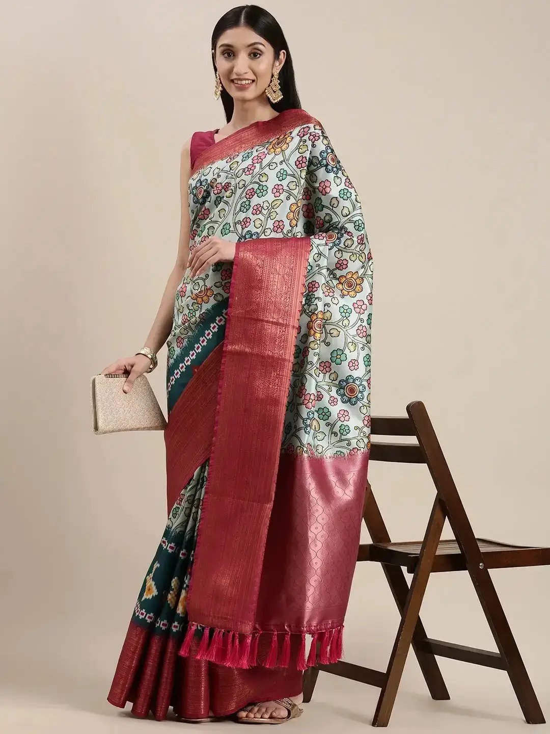 Latest Kanjivaram Zari Silk Saree With Ethnic Motifs