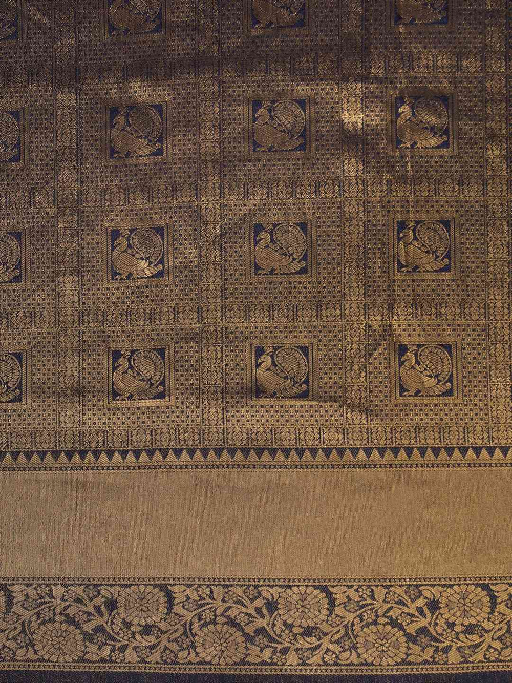 Navy Colour Silk Blend Banarasi Saree 