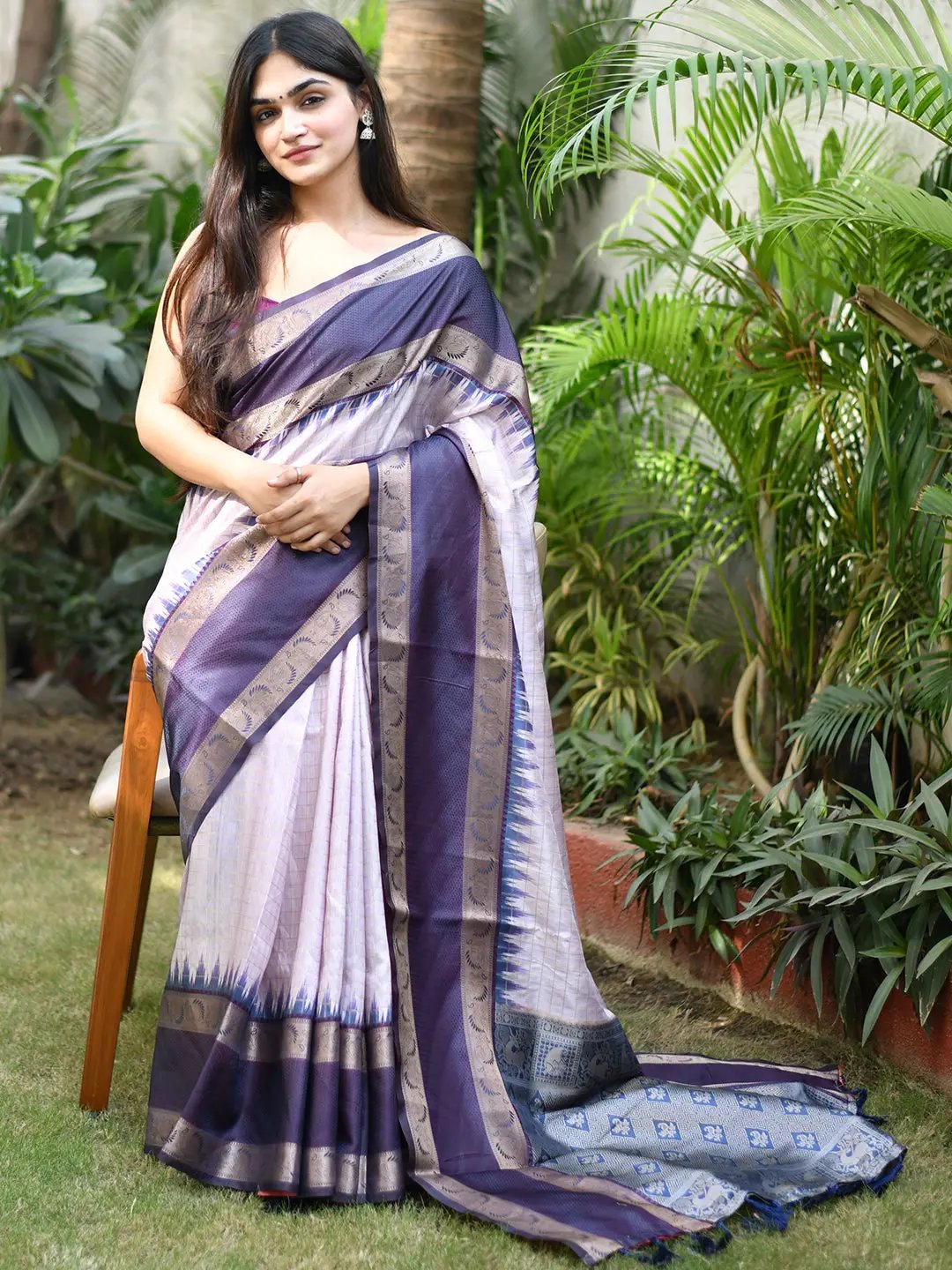 Soft Silk Gadwal Saree with Zari Chex design