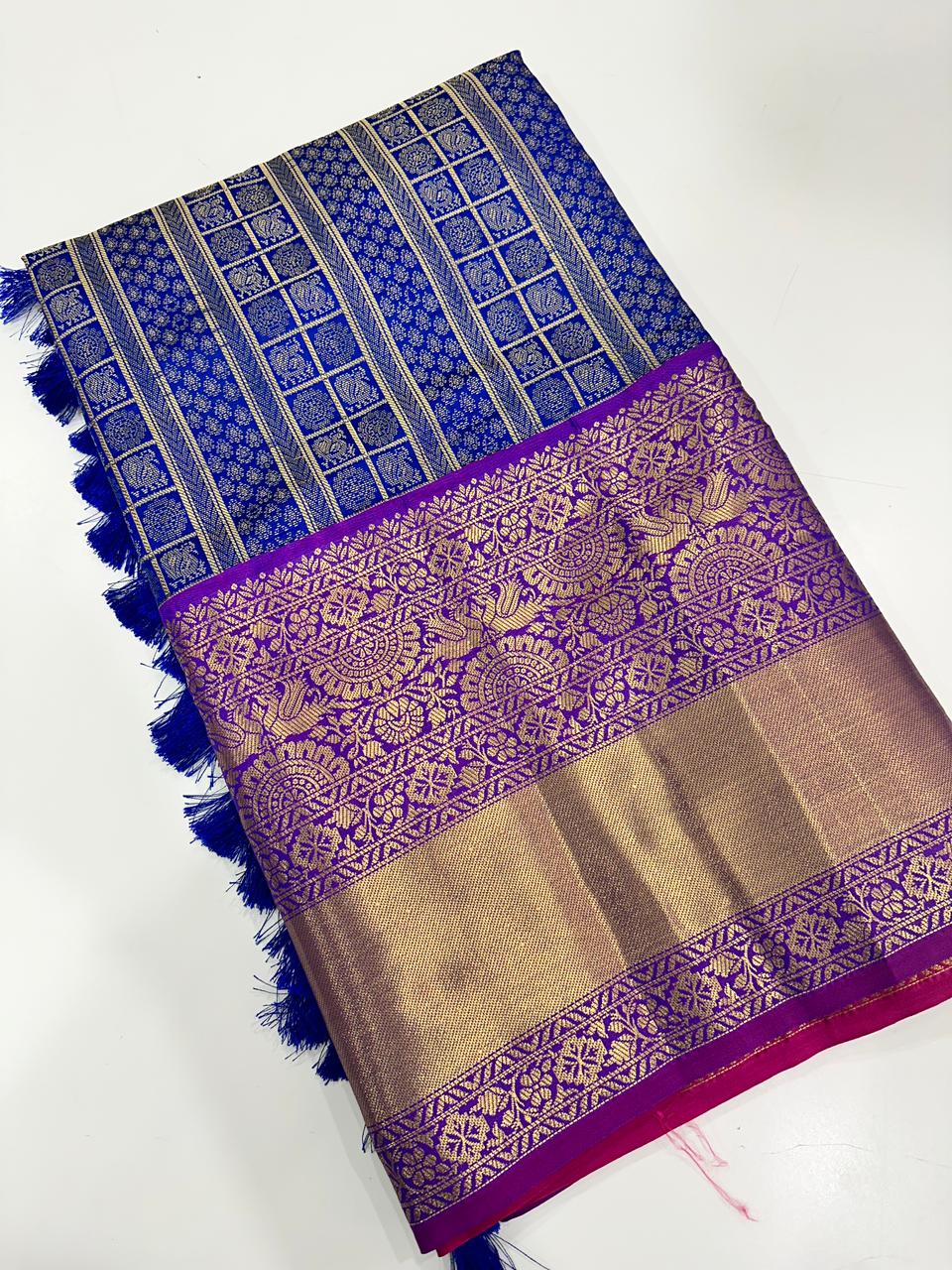 Banarasi Woven Design Saree With Zari Border
