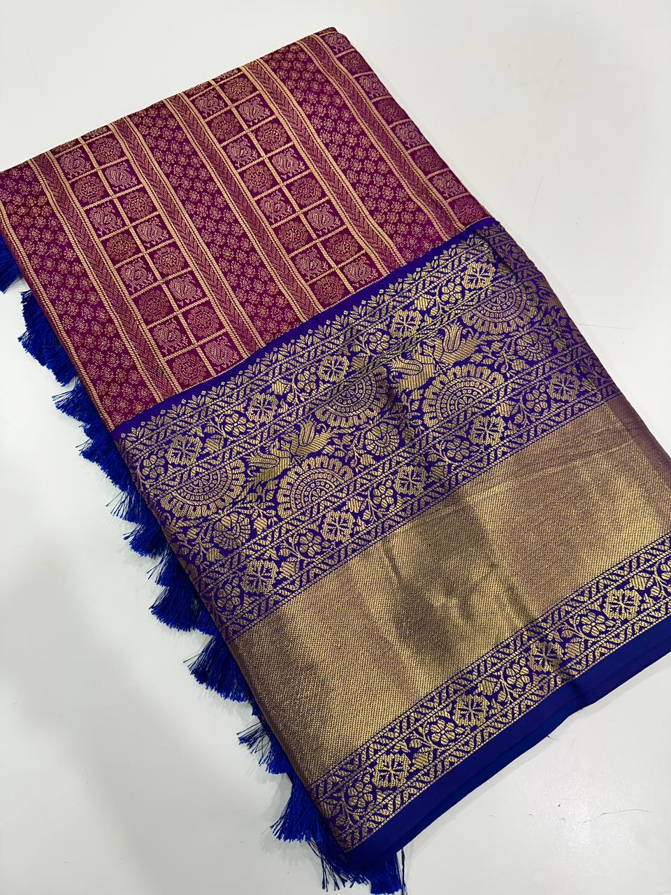 Banarasi Woven Design Saree With Zari Border