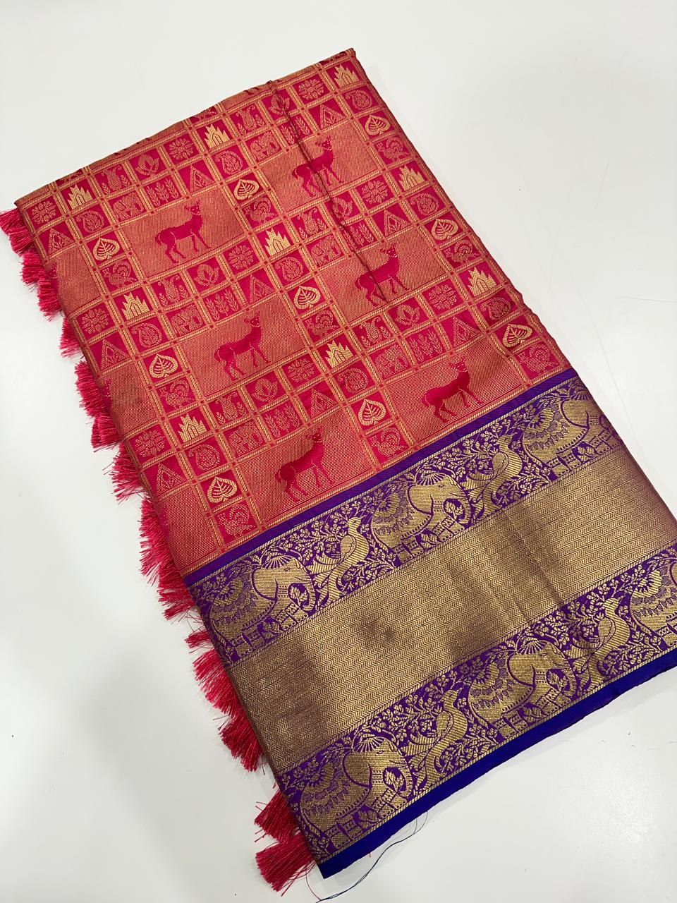 Banarasi Kanchi Woven Design Zari Gajari Colour Festive Wear Saree