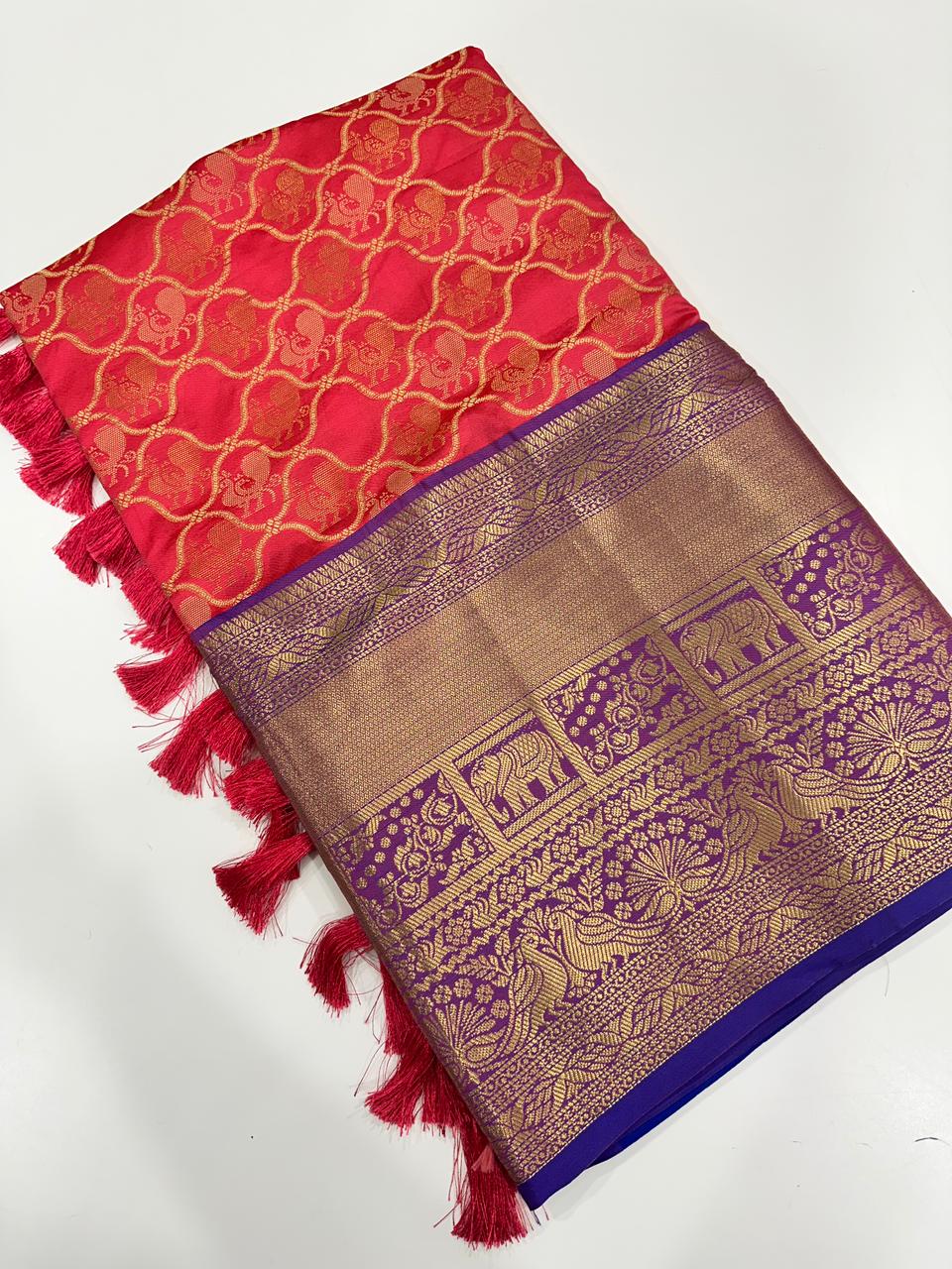 Soft Silk Gajari Colour Kanjivaaram Traditional Wear Saree