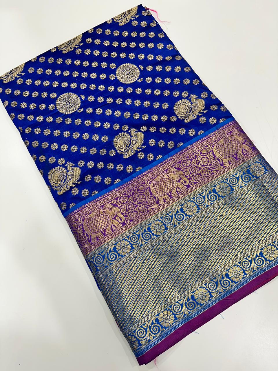Stylish Radiance Banarasi Polka Zari Saree