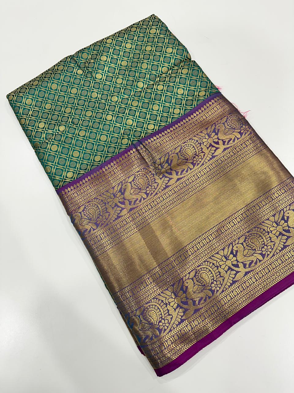 Elegant Bottle Green Gold Woven Border Saree