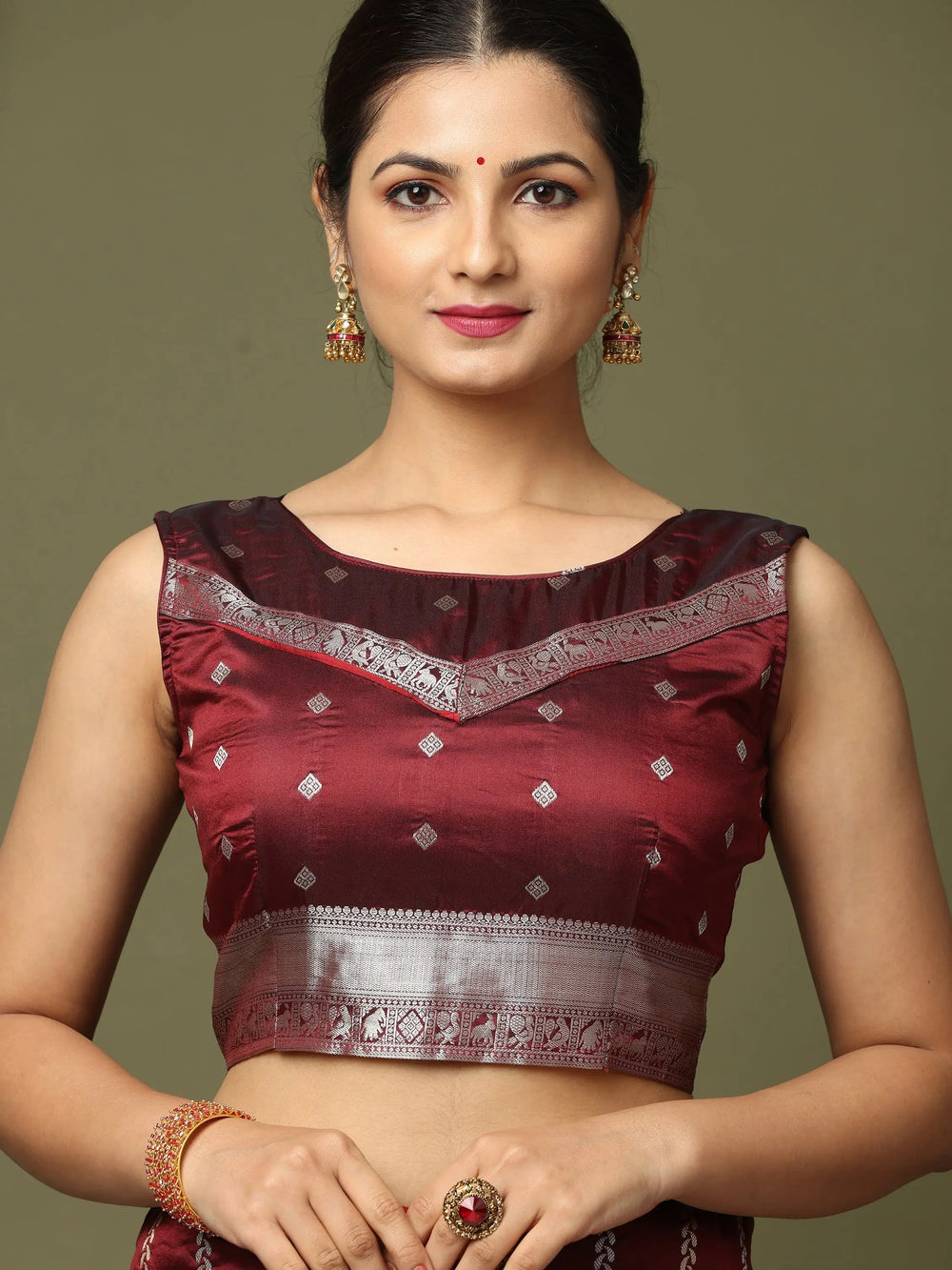 Striped Woven Design Zari Silk Blend Banarasi Saree