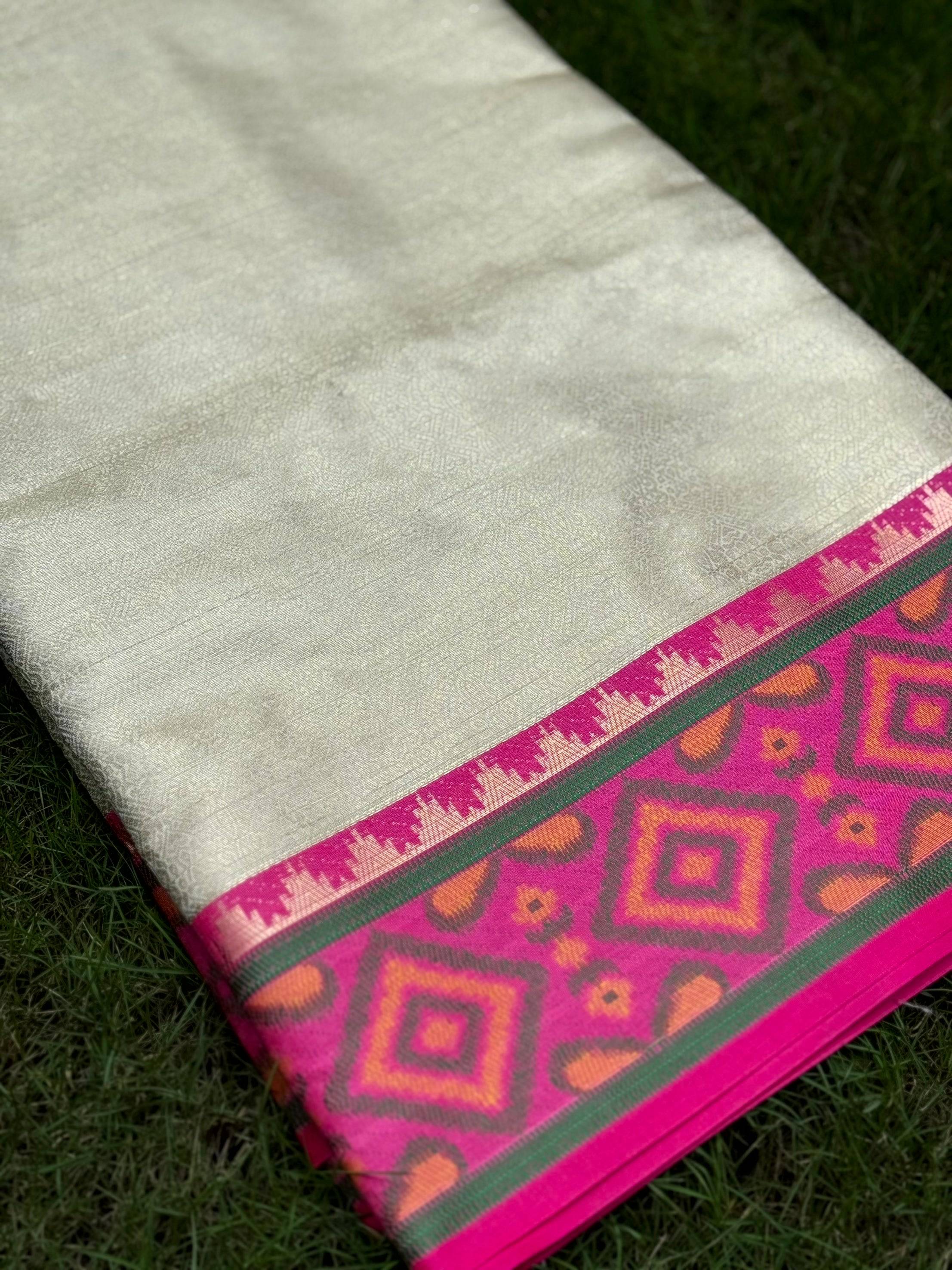 White Pochampally Ikkat Saree
