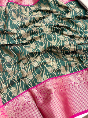 Green Kanjivaram Silk Golden Zari Weaving Saree

