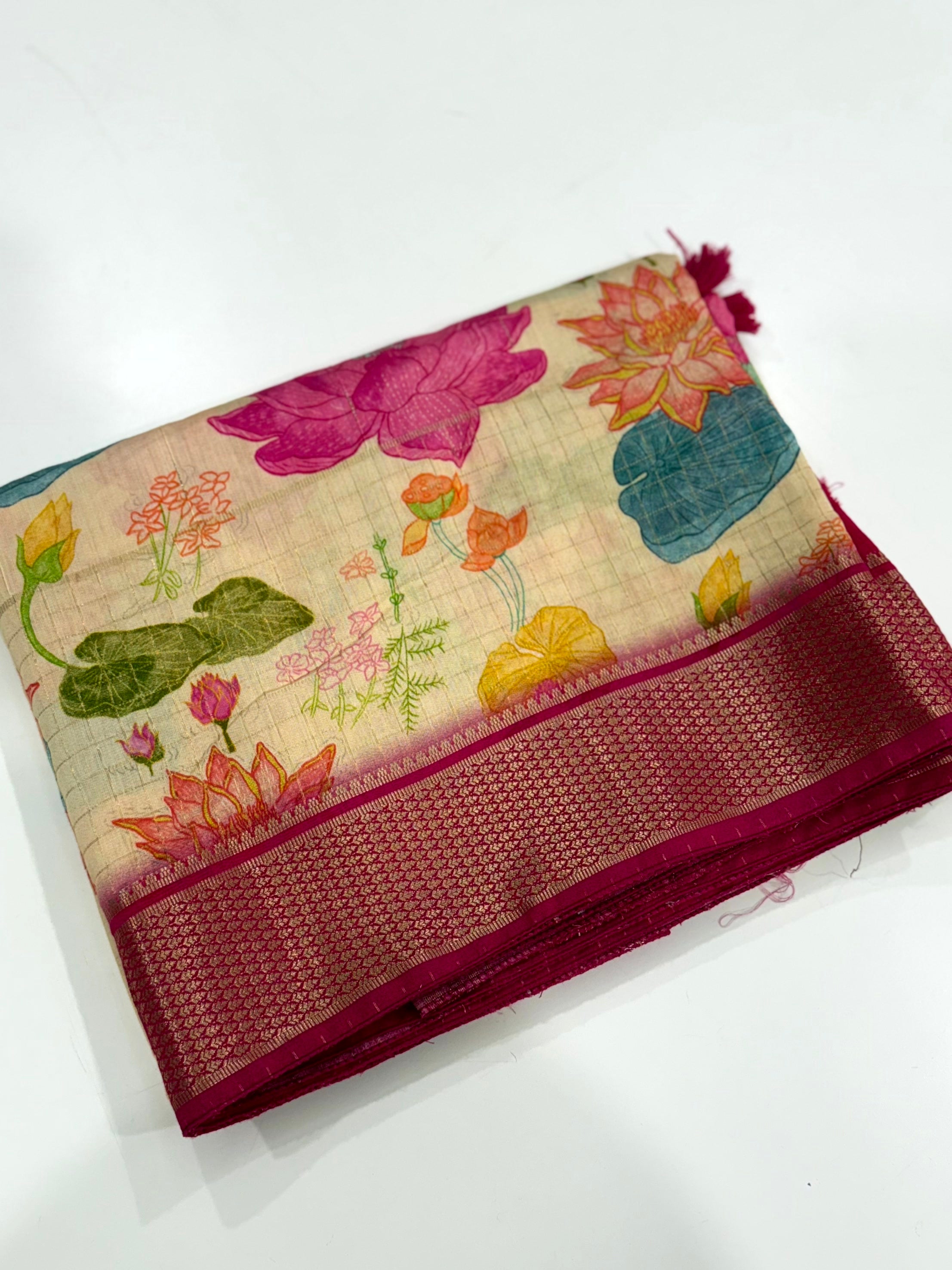 Cream Cotton Viscose Lotus Floral Print Saree