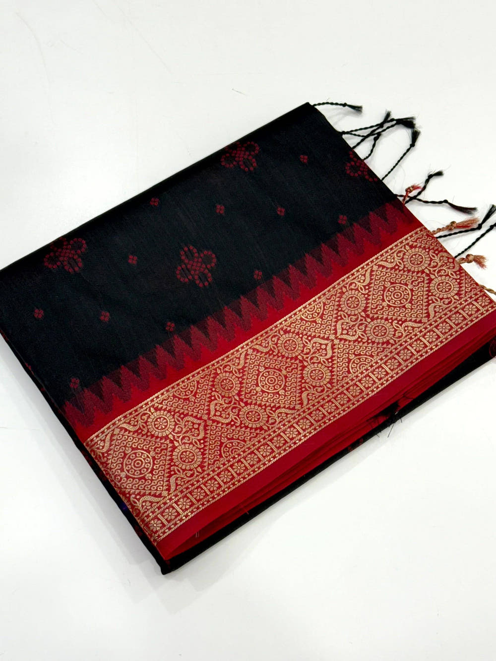 Black Crystal Raw Silk Kanchi Pattu Saree