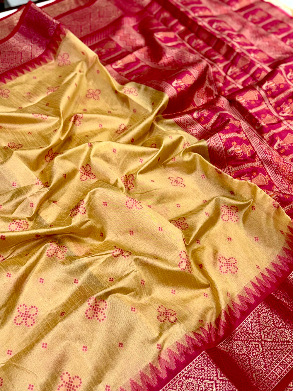 Cream Crystal Raw Silk Kanchi Pattu Saree