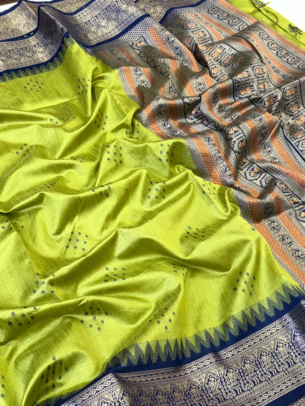Green Bandhej Weave Kanchi Pattu Saree