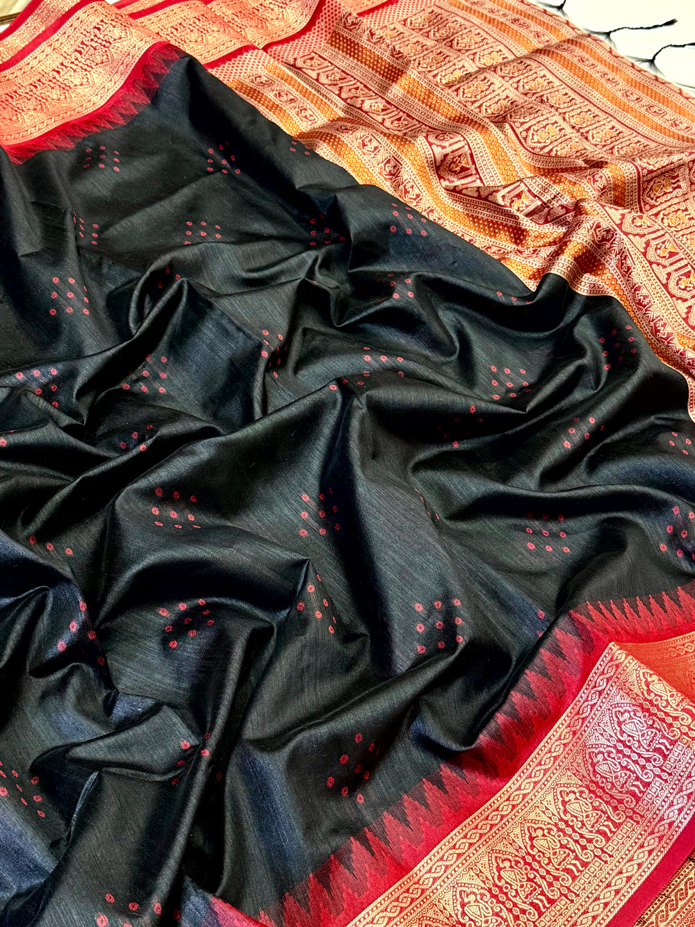 Black Bandhej Weave Kanchi Pattu Saree