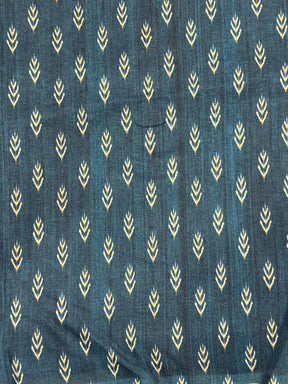 Elegant Navy Bold Ikkat Tussar Saree


