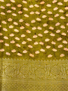 Regal Pure Viscose Dola Check Saree