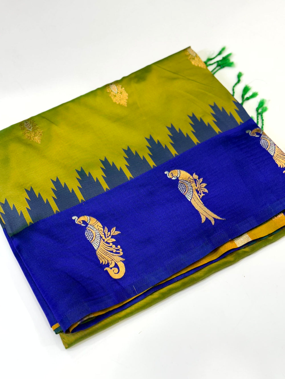 Peacock Charm Soft Silk Pattu Saree