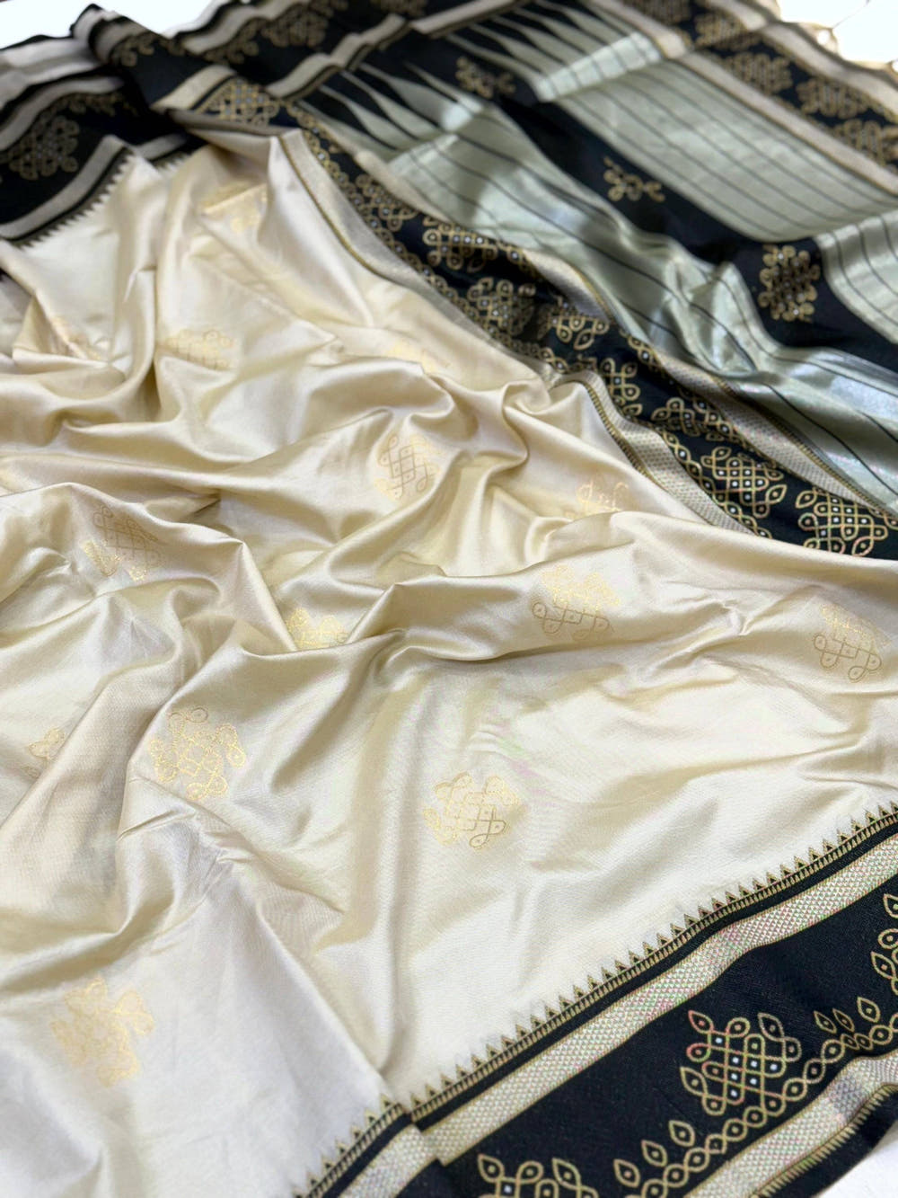 Cream Soft Silk Ikkat Kolam Saree