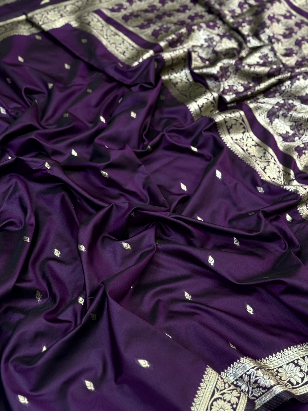 Magenta Celebrity Wear Kanjivaram Saree