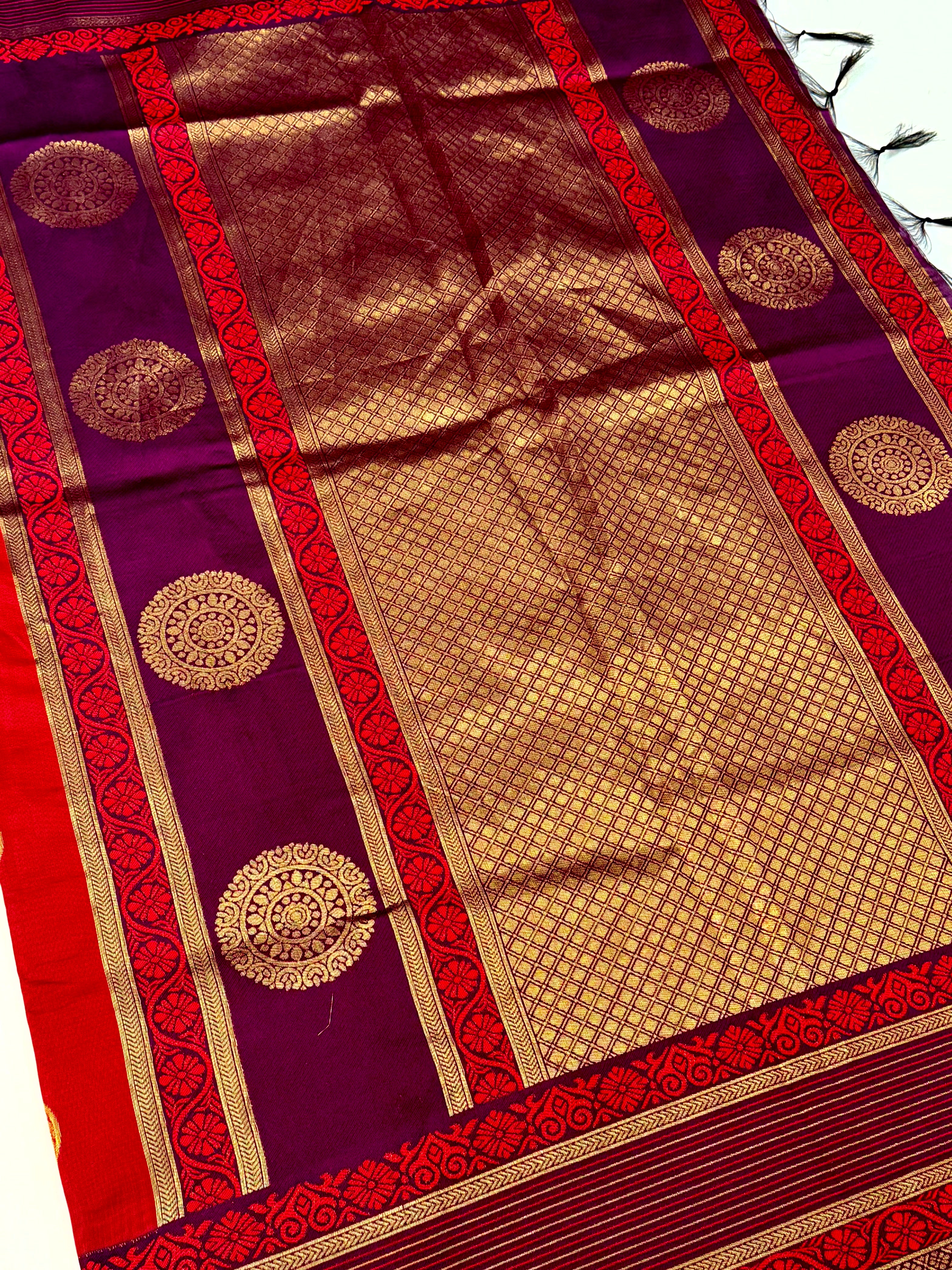 Elephant Zari Banarasi Soft Silk Saree