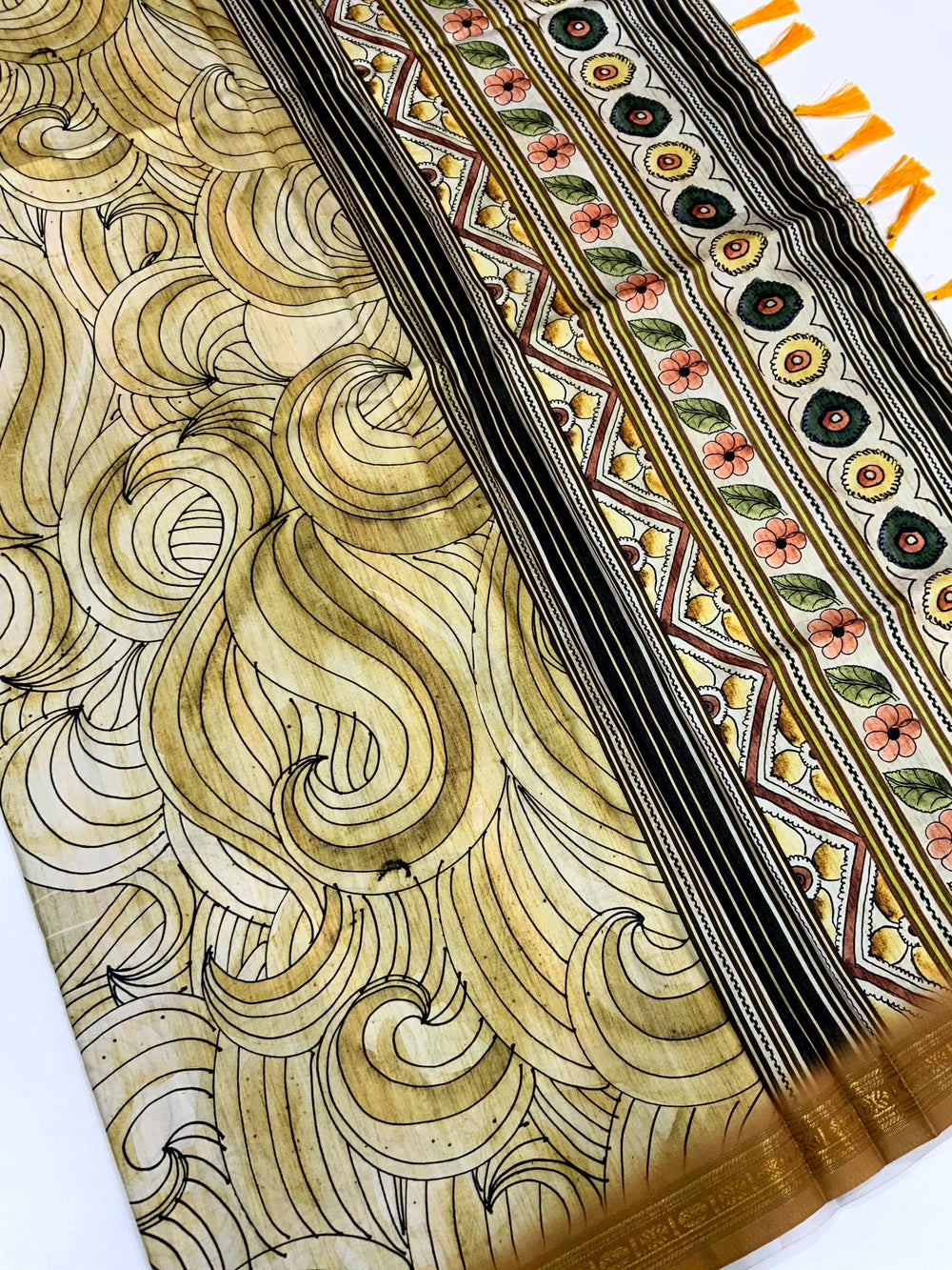 Olive Soft Silk Ocean Wave Patterns Saree