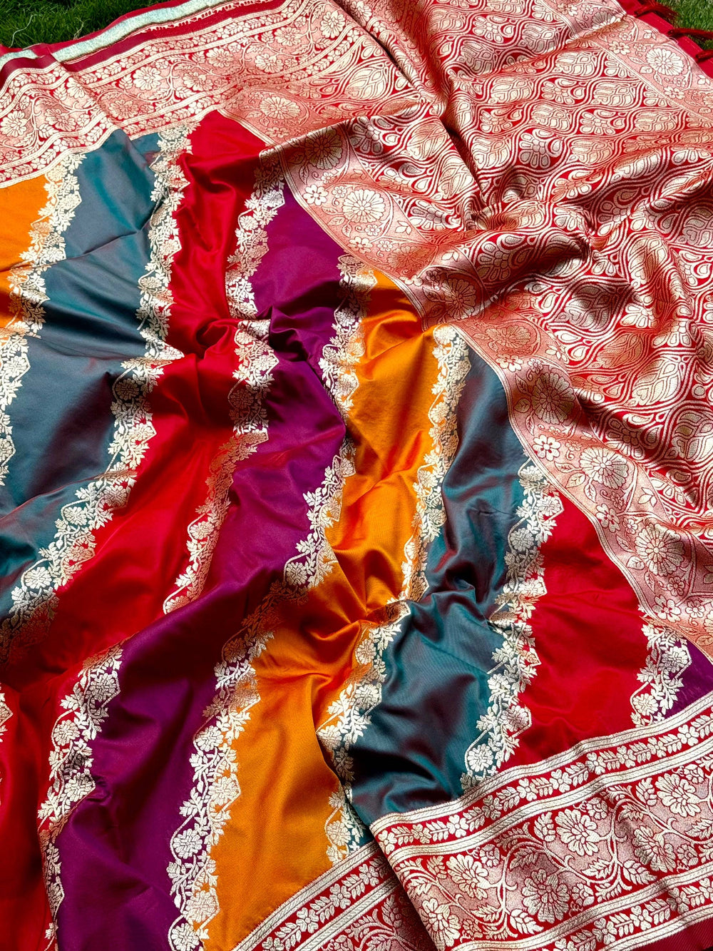 Radiant Banarasi Katan Silk Zari Weaving Saree