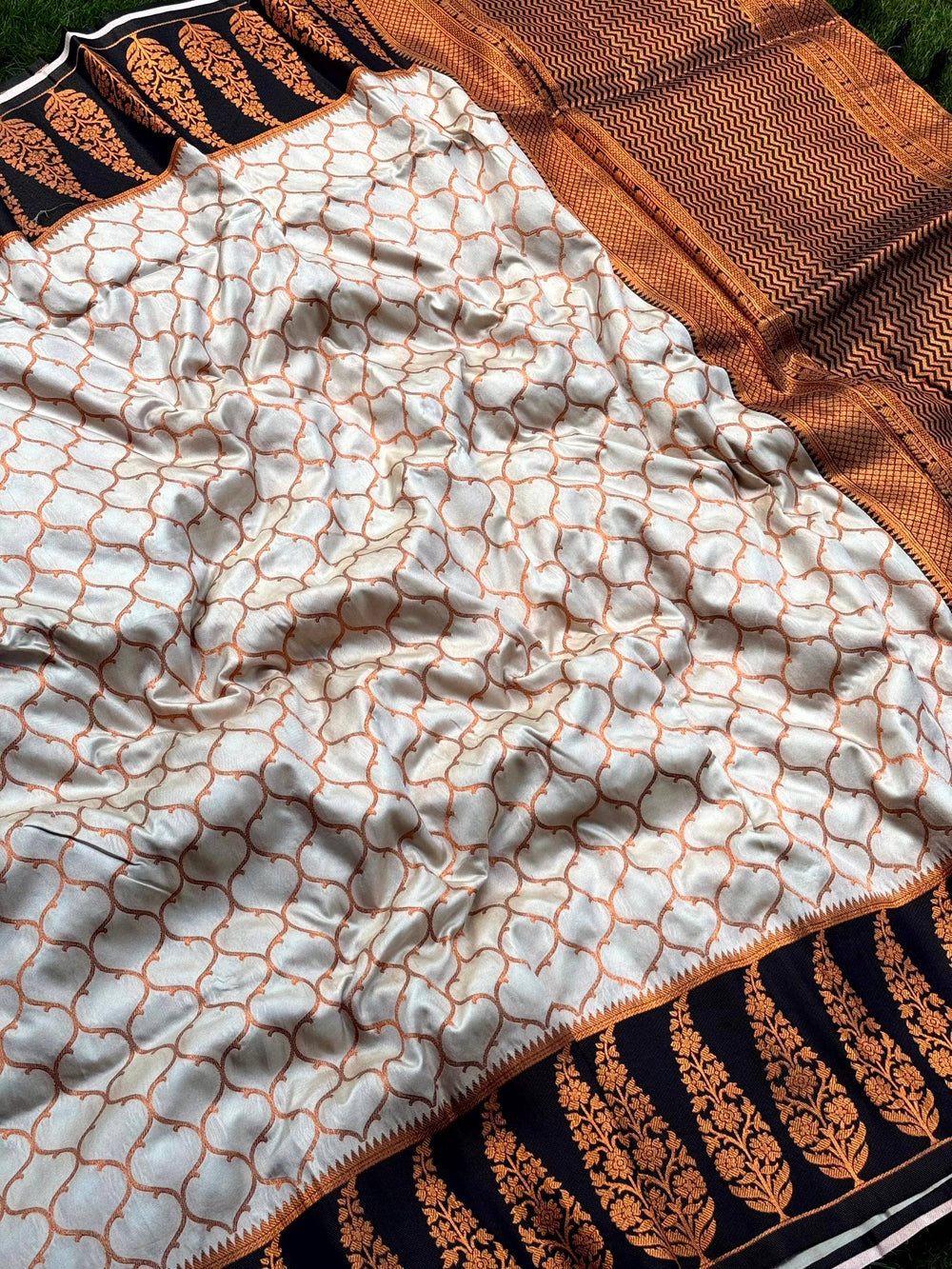 White Soft Banarasi Katan Silk Saree