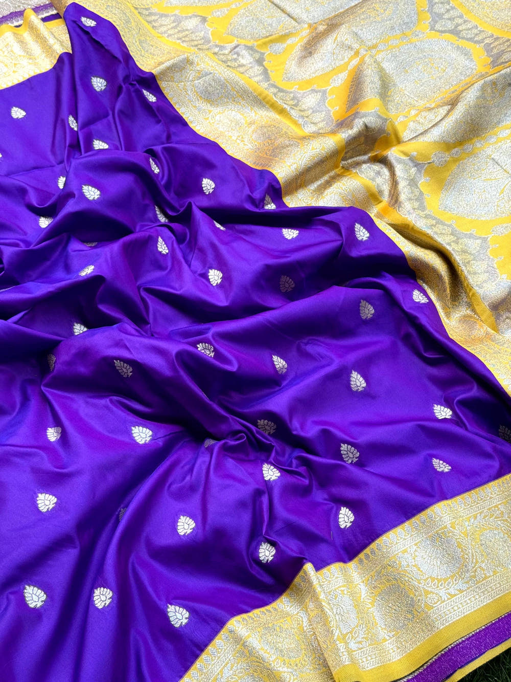 Purple Soft Silk Feather Saree