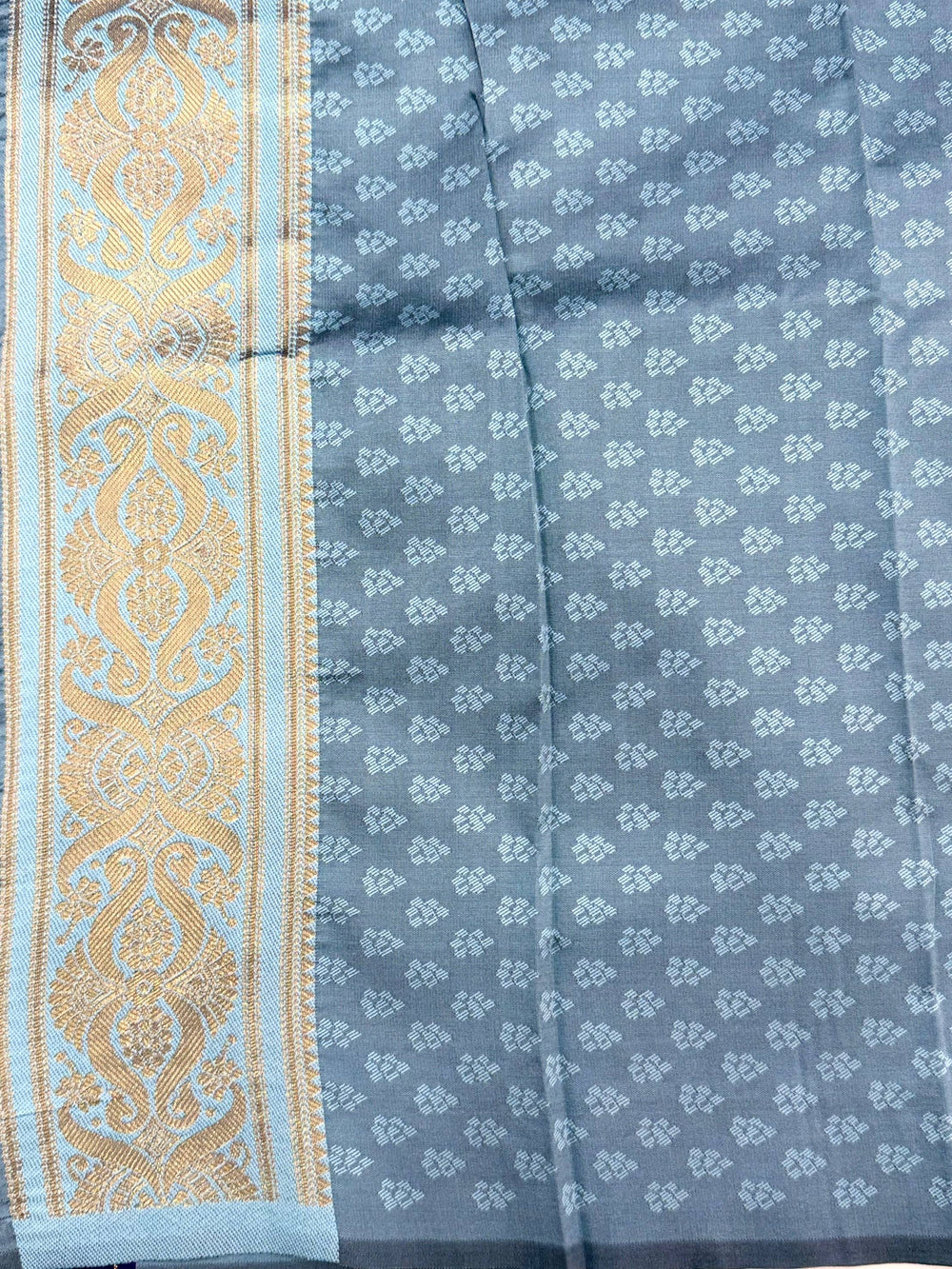 Traditional Purple Gadwal Soft Silk Saree