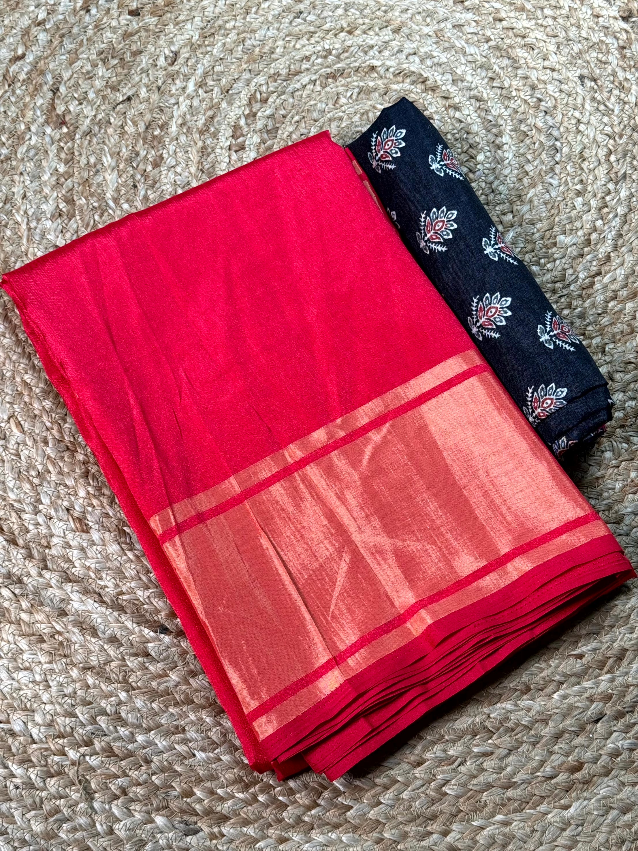 Radiant Pink Soft Silk Gold Zari Weaving Saree