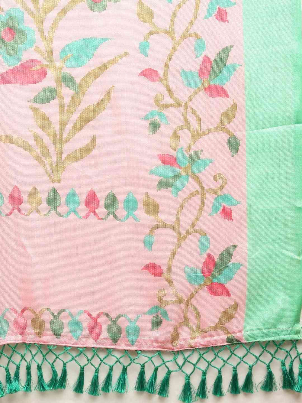 Jamdani Light Pink Colour Floral Print Saree