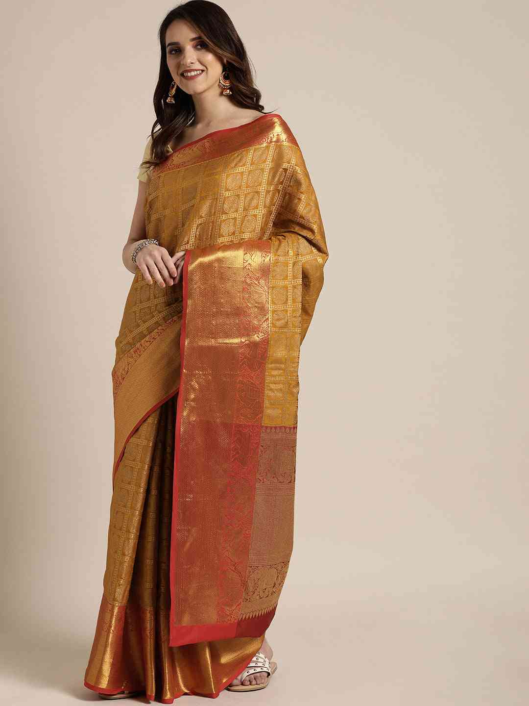 Stylish Gold Colour Geometric Print Kanjivaram Silk Saree 