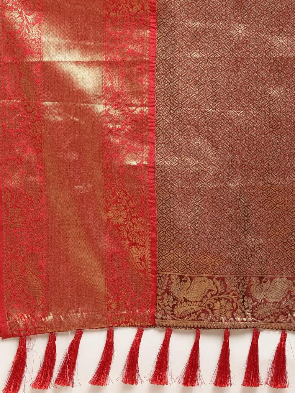  Banarasi Pattu Zari Motifs Festive Wear Saree