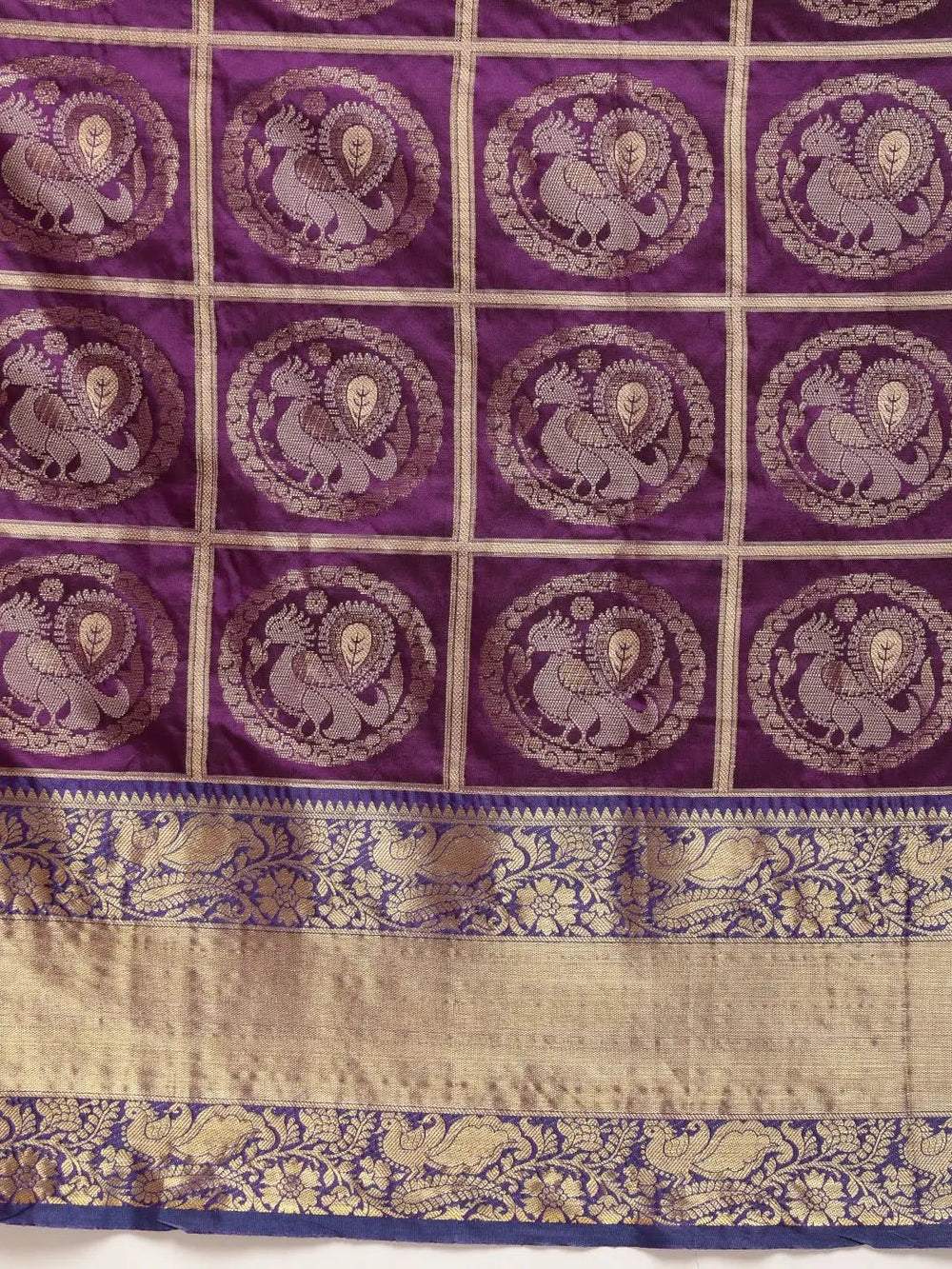 Banarasi Pattu Zari Motifs Saree
