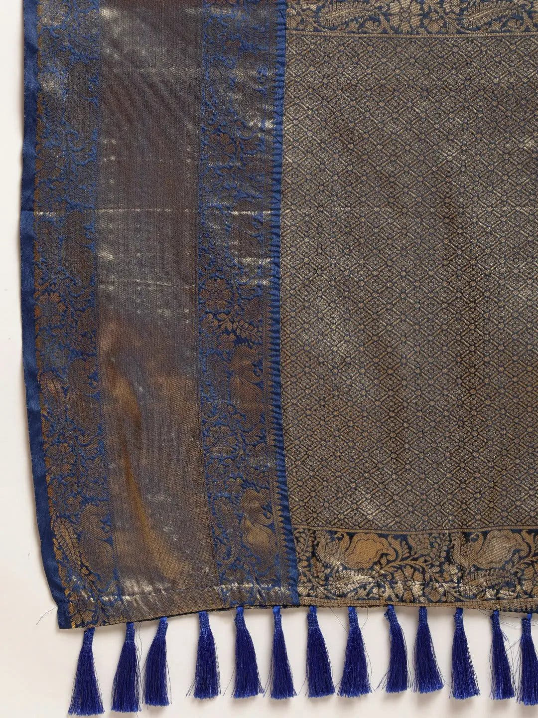 Banarasi Pattu Zari Motifs Saree