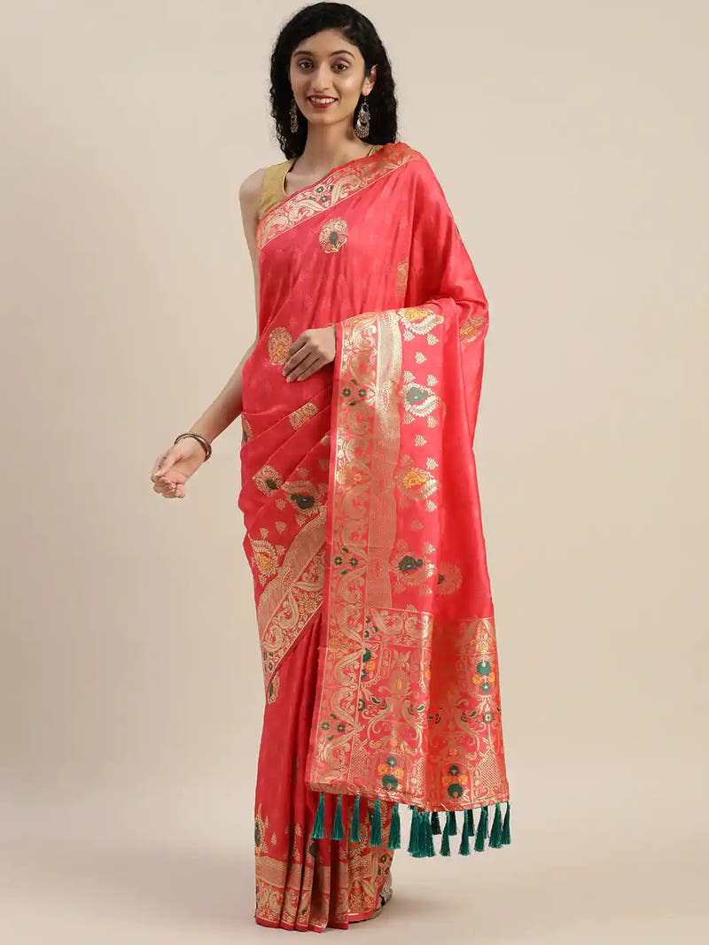 Stylish Kanjivaram Gajari Colour Ethnic Motifs Silk Saree