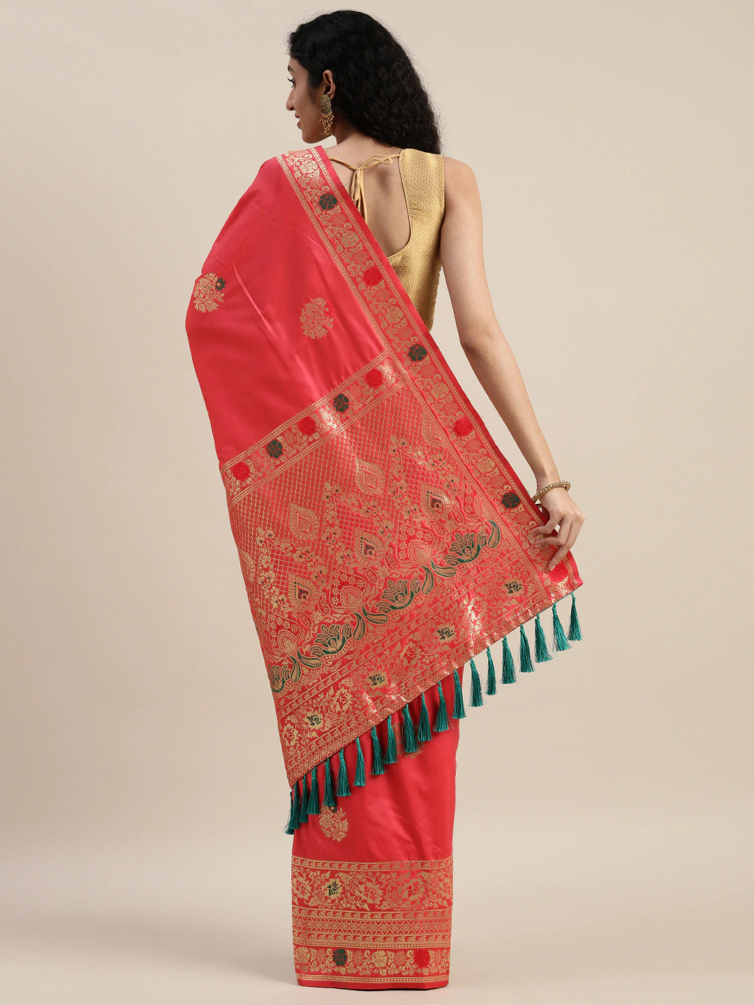 Latest Kanjivaram Gajari Colour Woven Design & Zari Saree